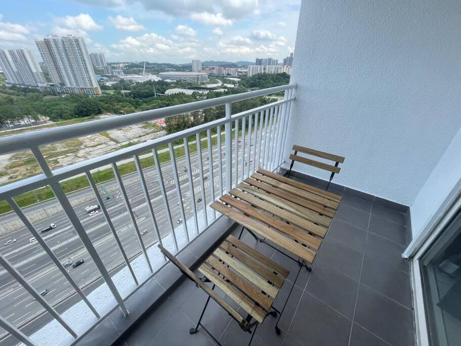 Pangsapuri 10pax 4 Hidden Gem Sri Petaling 3 Min Bukit Jalil Stadium